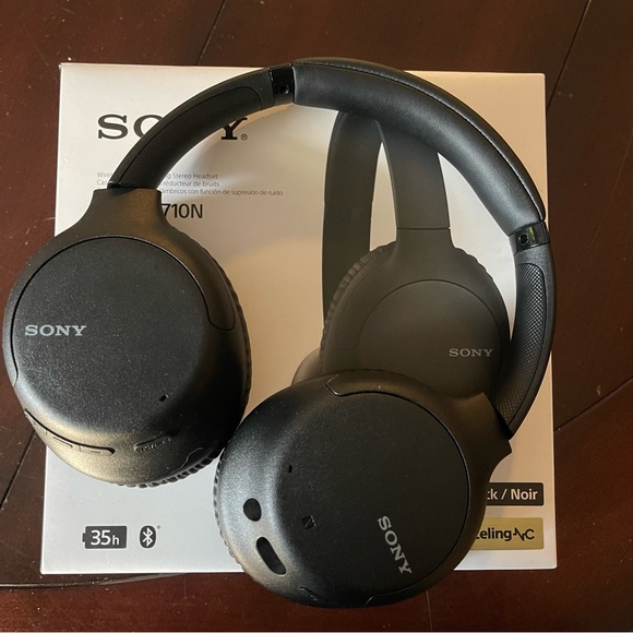 Sony WH-CH710N Black Noise Cancelling Headphones